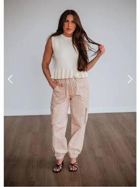 POL Women's Light Pink Floral Cargo Joggers